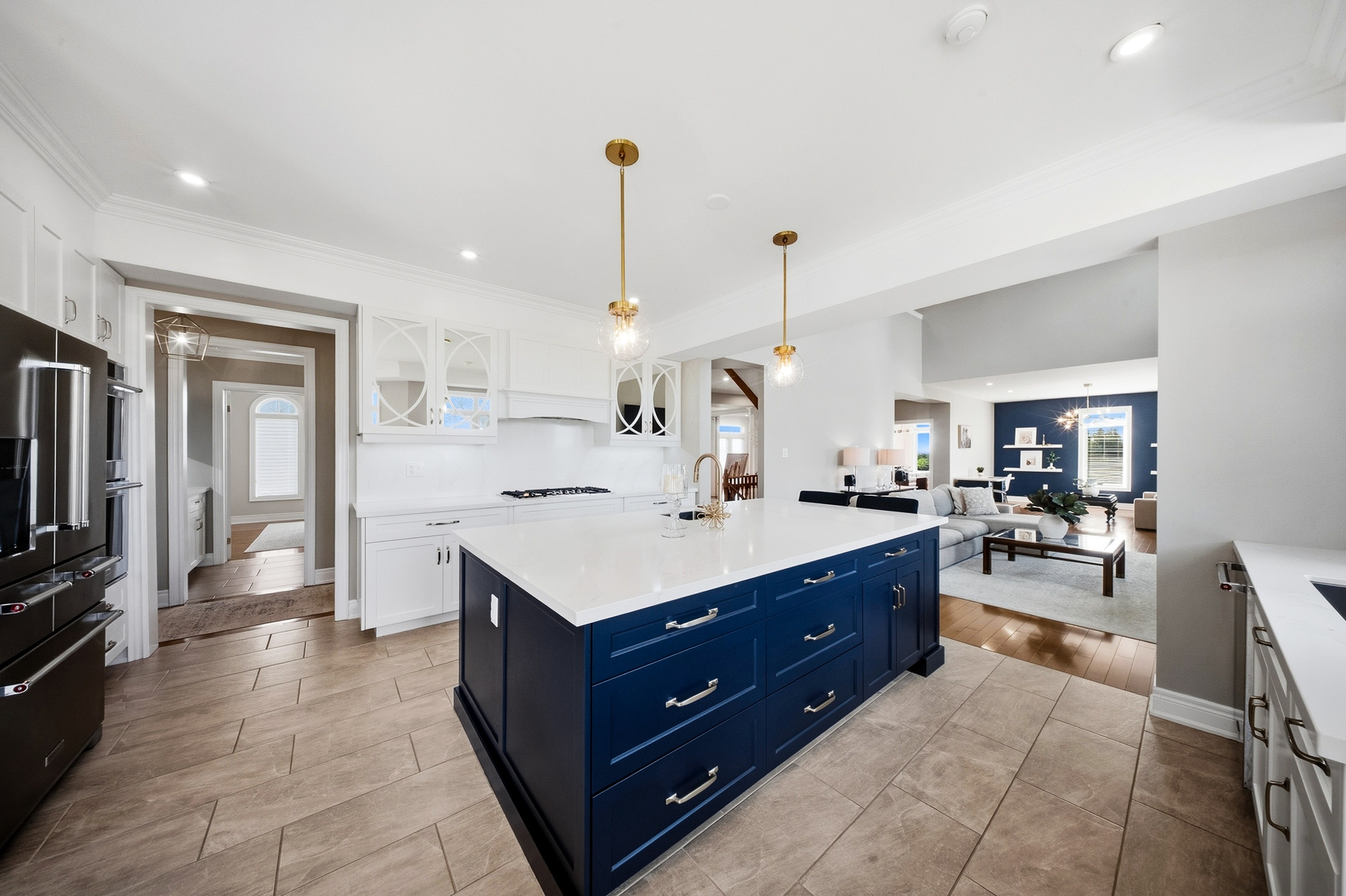 4 MORRISON COURT