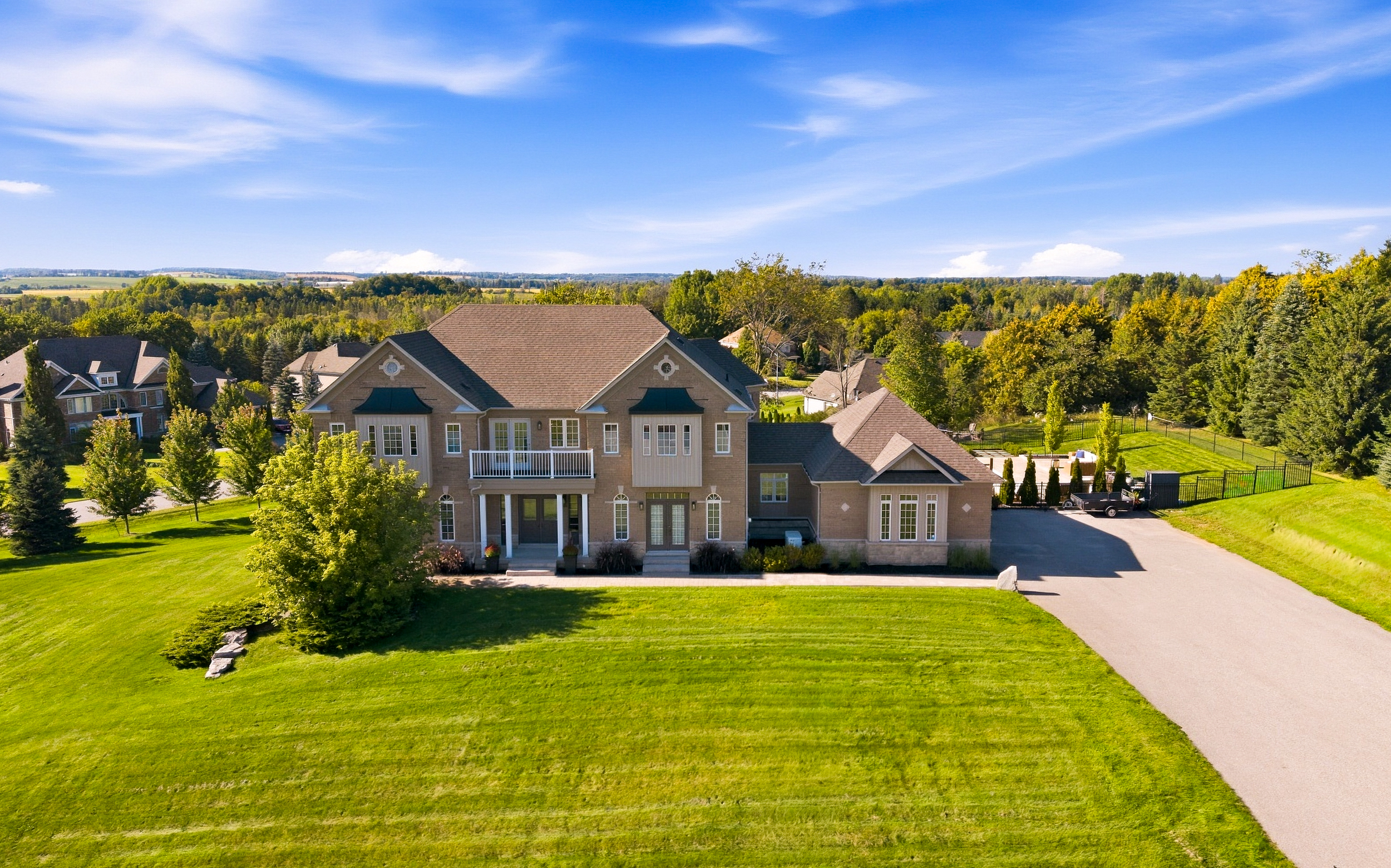 4 MORRISON COURT
