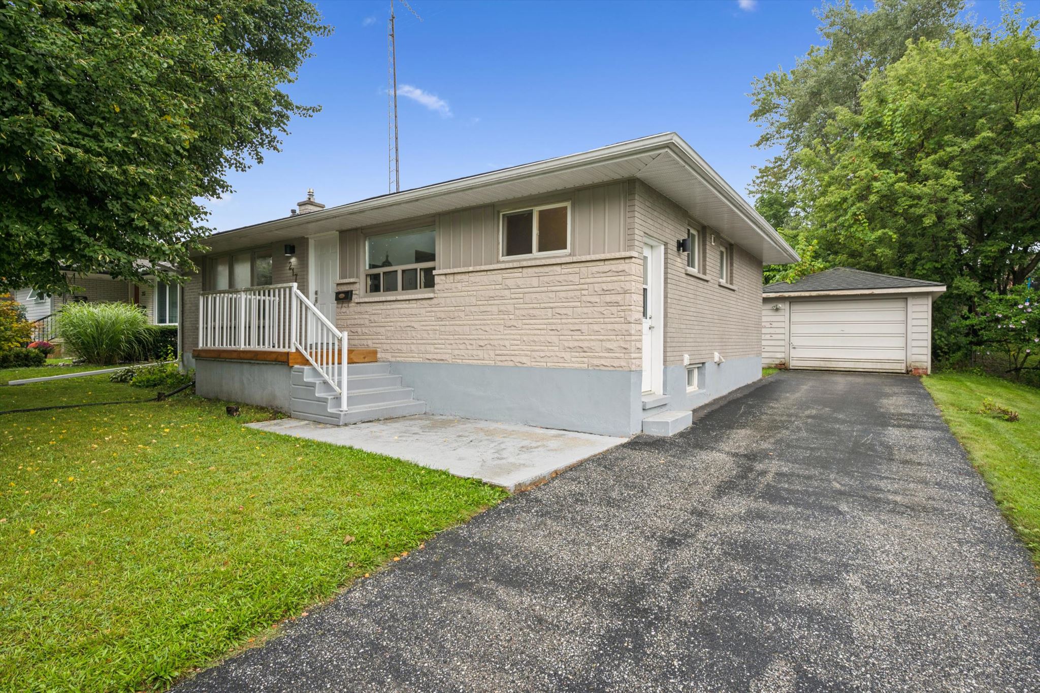 217 MAYFIELD AVENUE, WATERLOO
