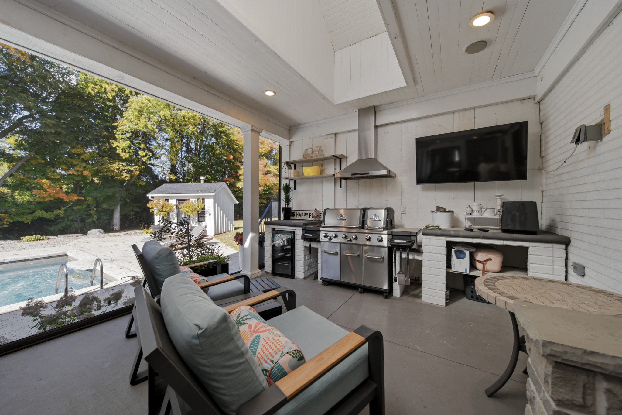 16 Kraft Drive, Waterloo