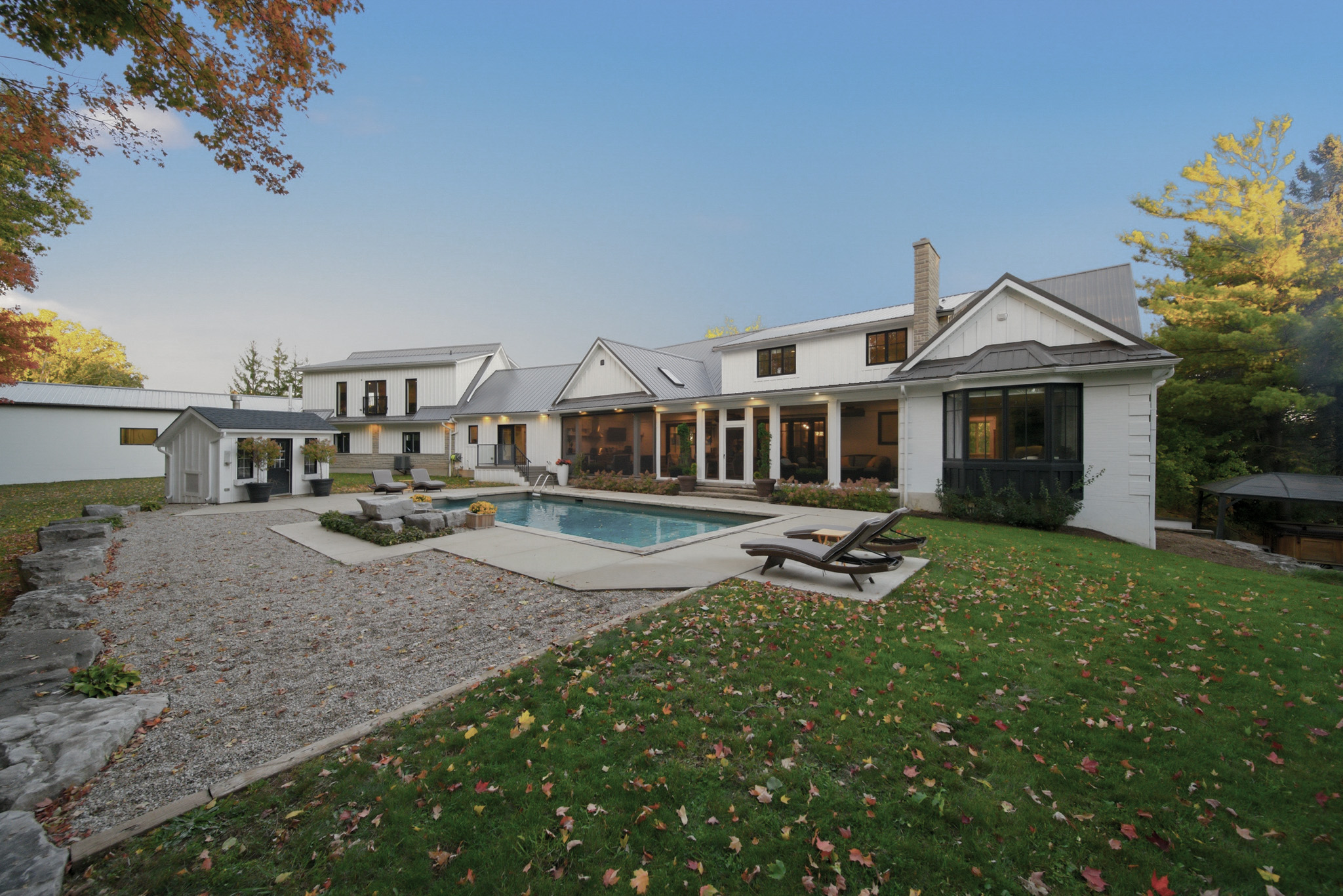 16 Kraft Drive, Waterloo